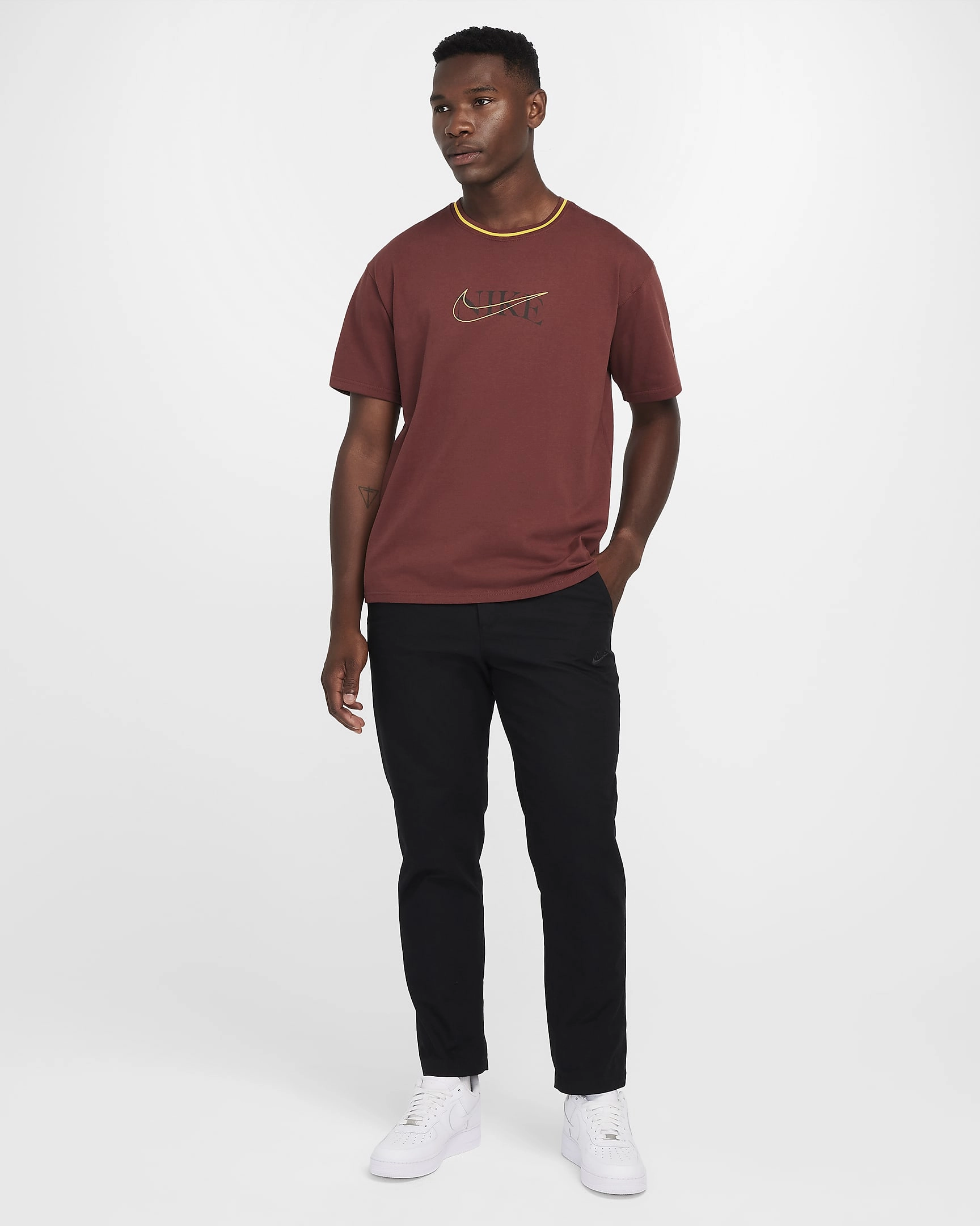 Nike Max90 T-Shirt – Retro Style, Ultimate Comfort, Fresh Look!